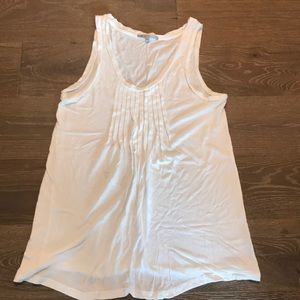 •Gap Sleeveless Top•